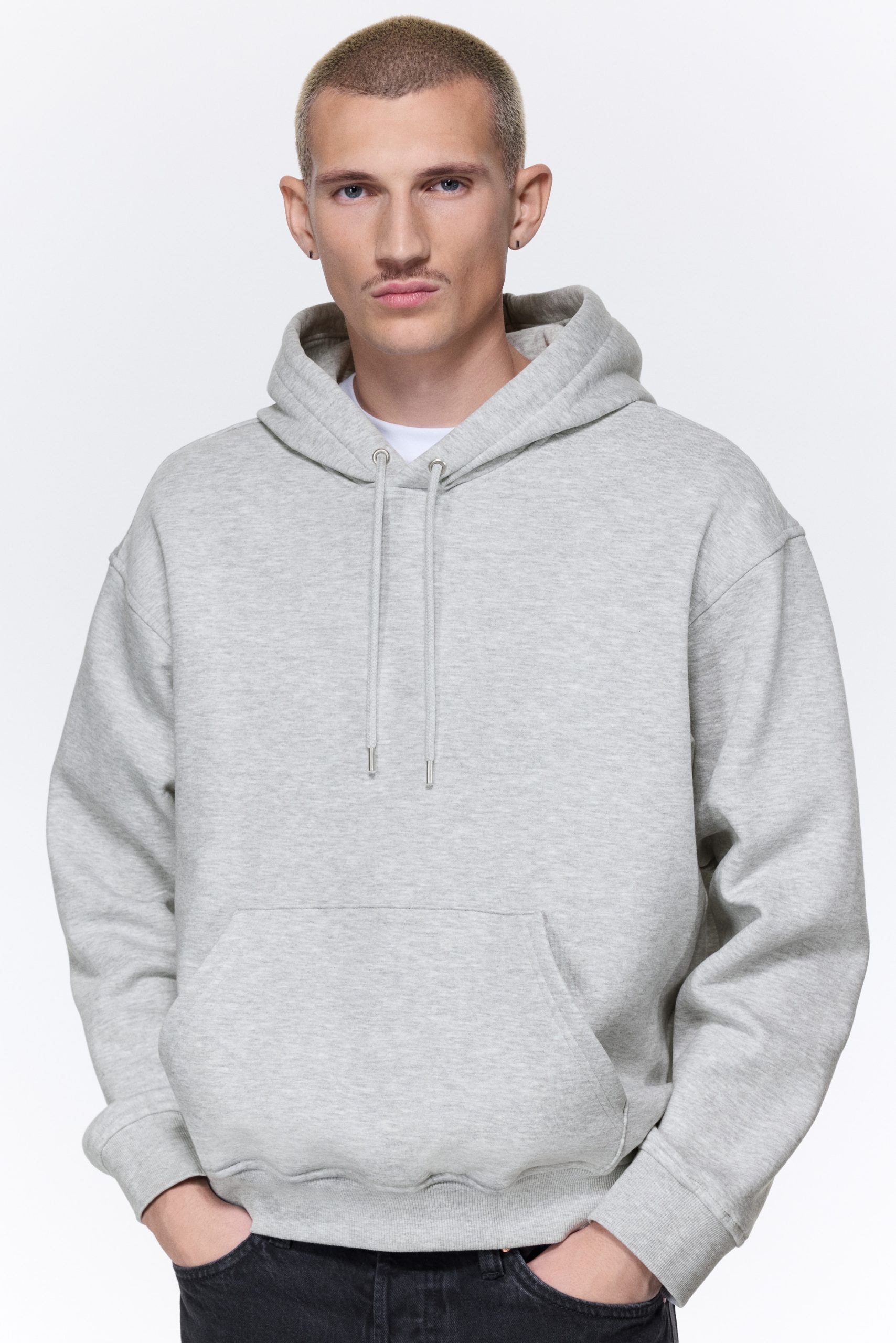 hoodie-gris-homme-352nyq-1.jpg hoodie gris homme – Image 1