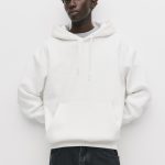 pull a capuche blanc