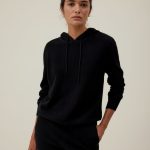 pull a capuche noir