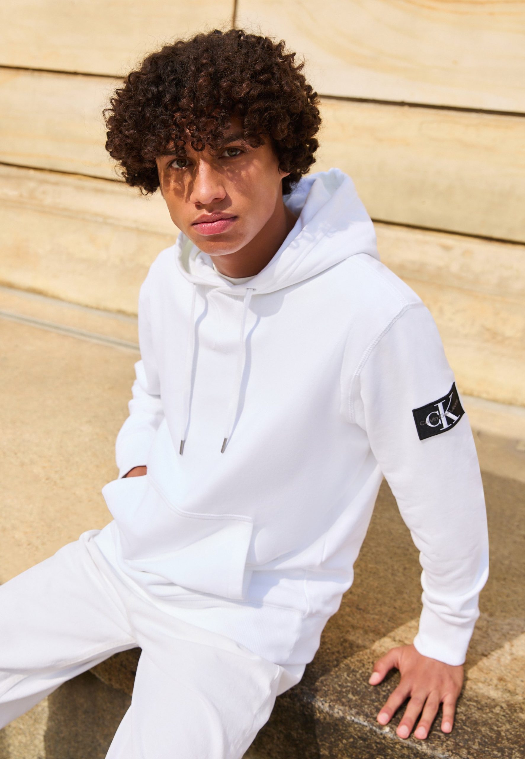 sweat-capuche-blanc-093vhr-1.jpg sweat capuche blanc – Image 1