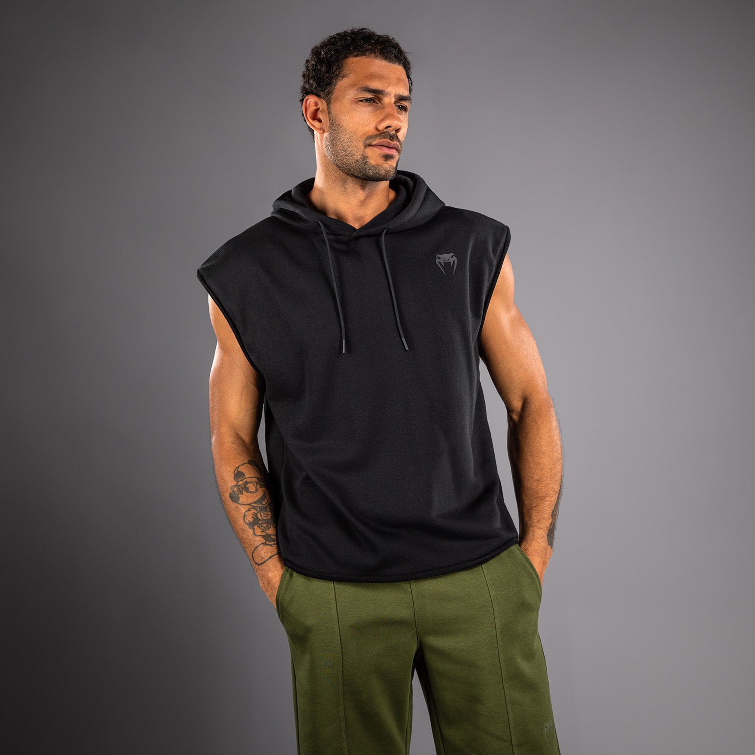 sweat-capuche-sans-manche-522sjq-1.jpg sweat capuche sans manche – Image 1