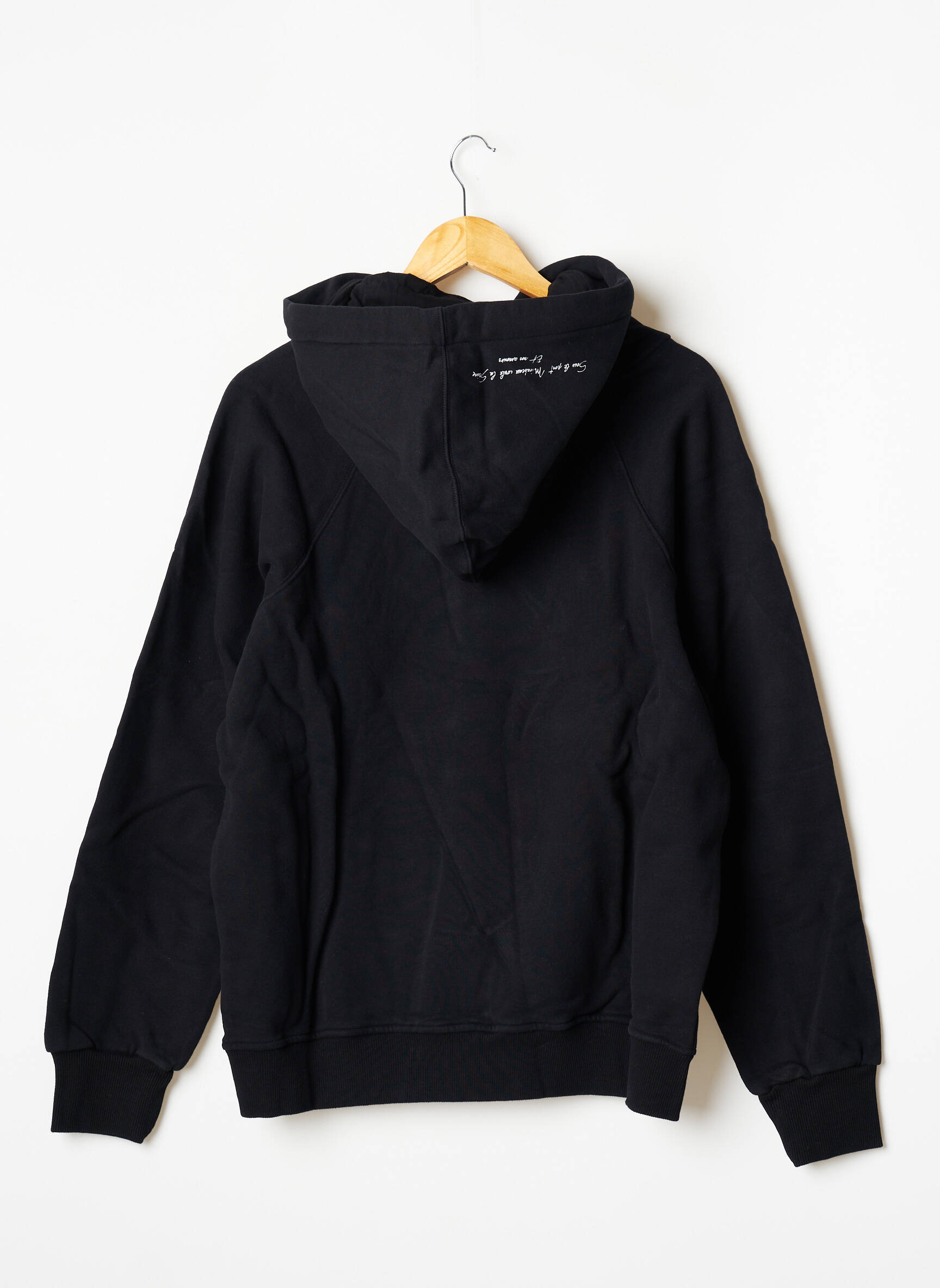 sweat-noir-a-capuche-femme-807wbd-1.jpg sweat noir a capuche femme – Image 1