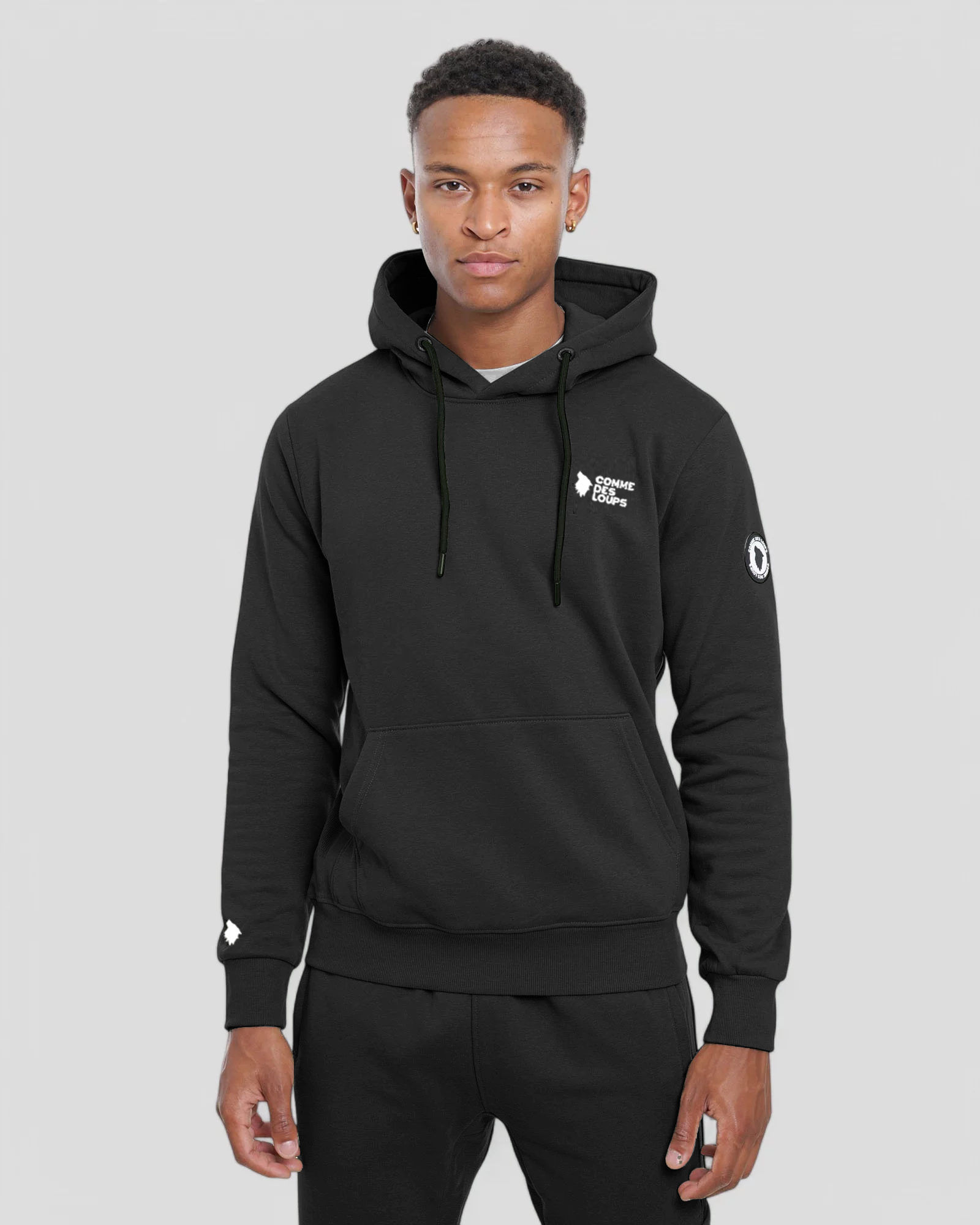 sweat-noir-capuche-498tzt.png sweat noir capuche – Image 1