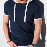 tee shirt a capuche